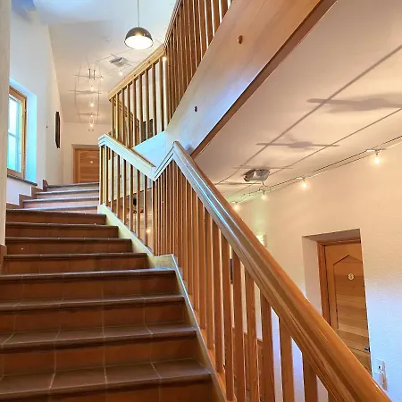 Gaimberg - Check In Out On Saturday Apartment *