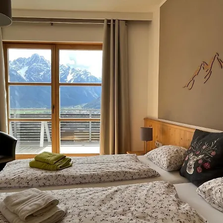 Apartment Sun - With Dolomiten Panorama Lienz