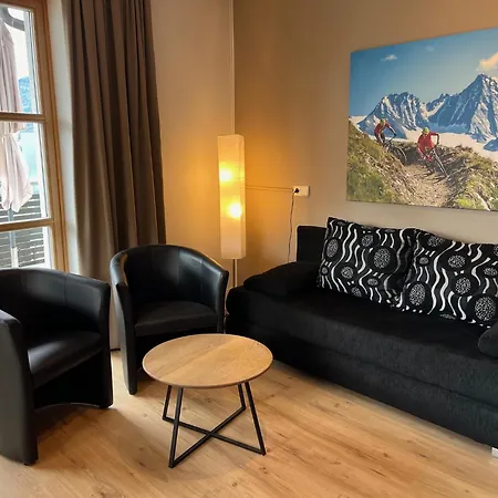 Апартаменты Sun - With Dolomiten Panorama Лиенц